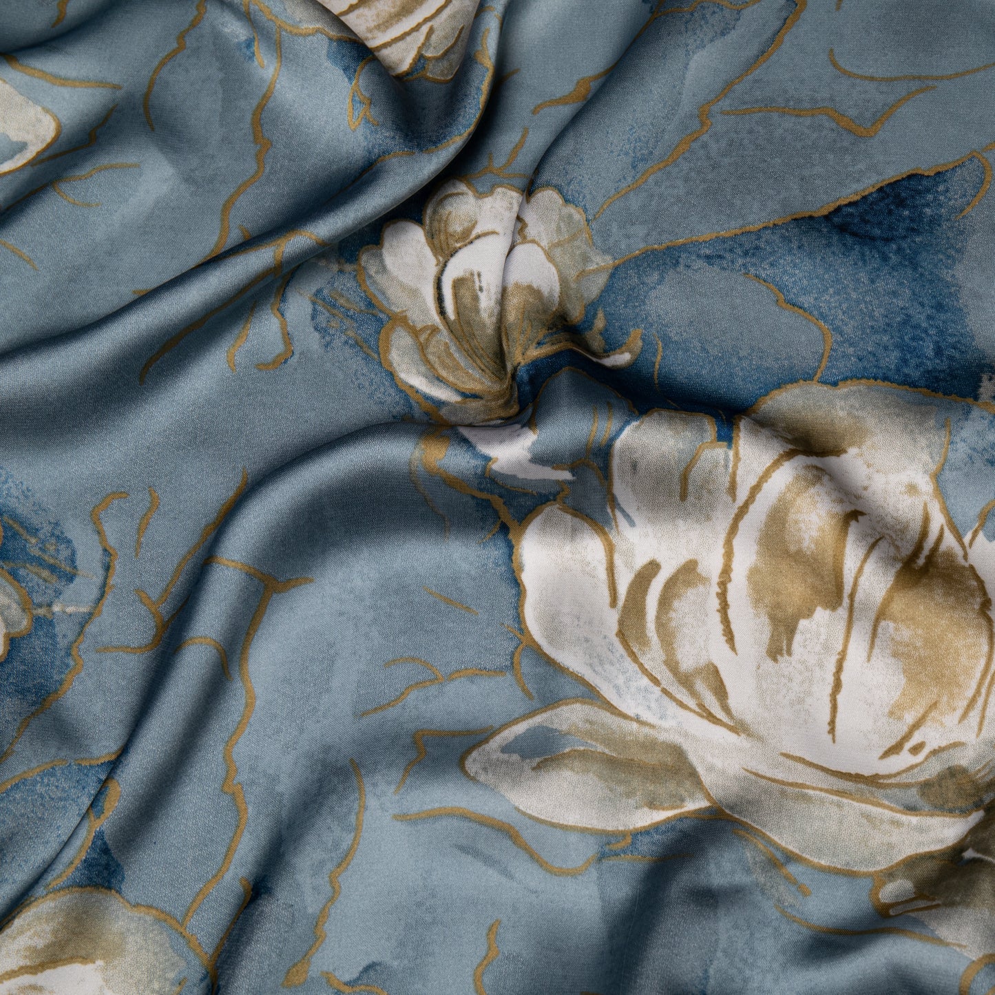 The Luxury Breastfeeding Shawl - Water Lily