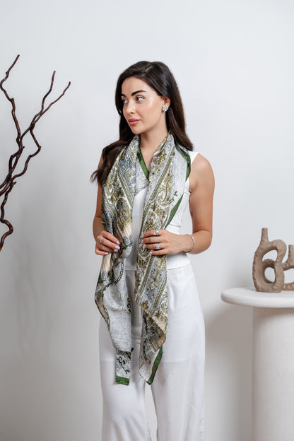 Breastfeeding Cover in Dune Bloom