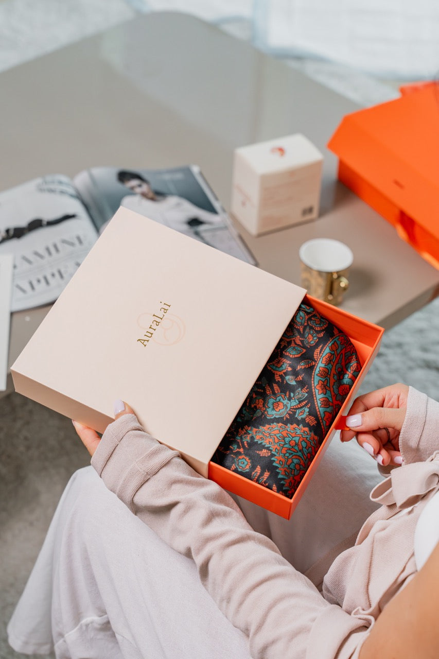 Breastfeeding Cover in Dune Bloom